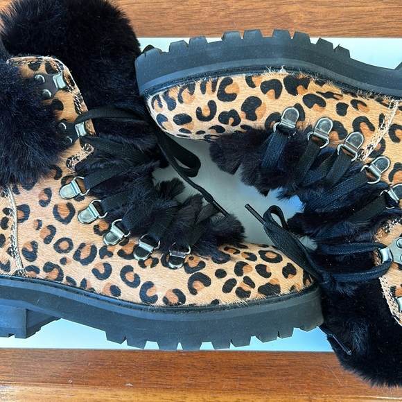 NWOT Aldo ankle boots - Picture 5 of 9